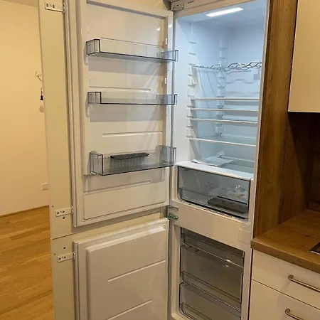 Exklusive Gartenwohnung, Freilassing, Bei Salzburg Apartmán Freilassing