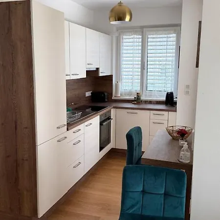 Apartmán Exklusive Gartenwohnung, Freilassing, Bei Salzburg