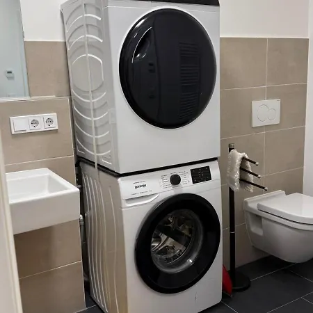 Exklusive Gartenwohnung, Freilassing, Bei Salzburg Apartmán Freilassing